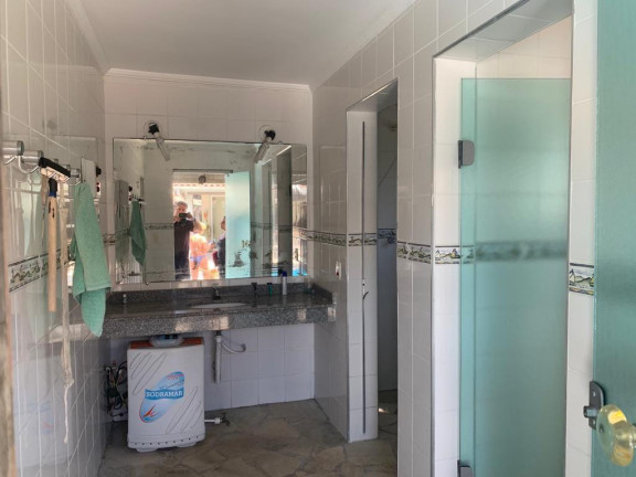 Imagem Casa com 8 Quartos à Venda, 520 m² em Enseada - Ubatuba