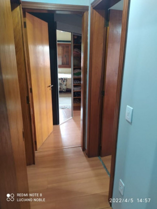 Imagem Imóvel com 4 Quartos à Venda, em Glória - Porto Alegre Imagem Imóvel com 4 Quartos à Venda, em Glória - Porto Alegre