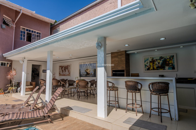 Imagem Casa com 3 Quartos à Venda, 352 m² em Mossunguê - Curitiba Imagem Casa com 3 Quartos à Venda, 352 m² em Mossunguê - Curitiba