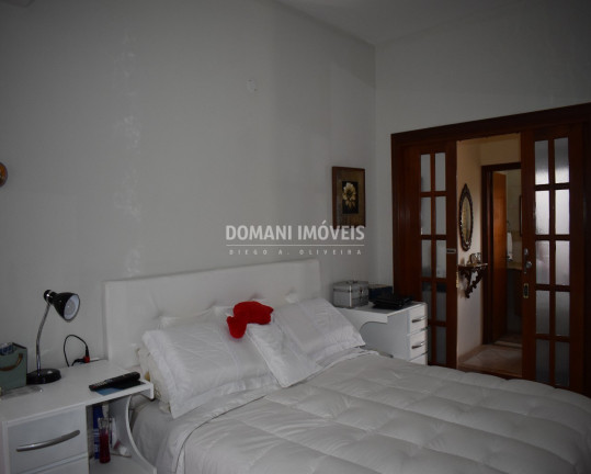 Imagem Casa com 4 Quartos à Venda, 260 m² em Região Do Jaguaribe - Campos Do Jordão Imagem Casa com 4 Quartos à Venda, 260 m² em Região Do Jaguaribe - Campos Do Jordão