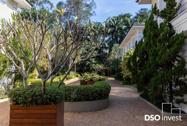 Imagem Casa de Condomínio com 4 Quartos à Venda, 814 m² em Jardim Petrópolis - São Paulo