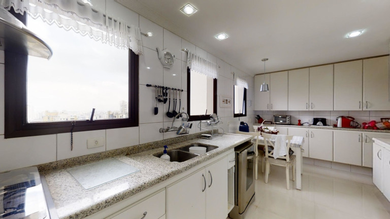 Imagem Apartamento com 3 Quartos à Venda, 212 m² em Vila Suzana - São Paulo Imagem Apartamento com 3 Quartos à Venda, 212 m² em Vila Suzana - São Paulo