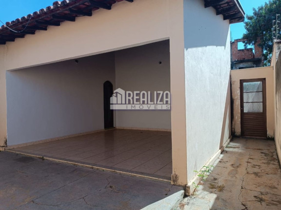 Imagem Casa com 3 Quartos à Venda, 300 m² em Vila Alvorada - Uberaba Imagem Casa com 3 Quartos à Venda, 300 m² em Vila Alvorada - Uberaba