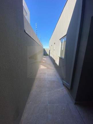 Imagem Imóvel com 3 Quartos à Venda, 70 m² em Jardim Padovani - Londrina