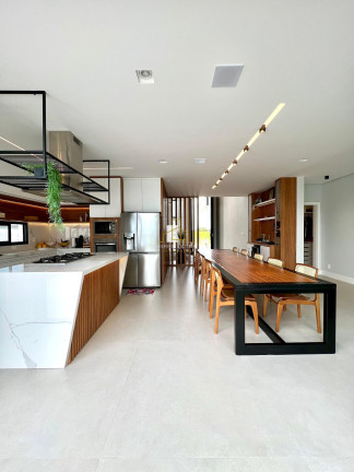 Imagem Casa com 5 Quartos à Venda, 480 m² em Arquipelago De Manguinhos - Serra Imagem Casa com 5 Quartos à Venda, 480 m² em Arquipelago De Manguinhos - Serra