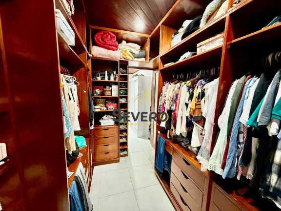 Imagem Casa com 4 Quartos à Venda, 415 m² em Piratininga - Niterói Imagem Casa com 4 Quartos à Venda, 415 m² em Piratininga - Niterói