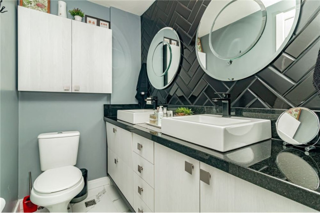 Imagem Apartamento com 3 Quartos à Venda, 76 m² em São Sebastião - Porto Alegre