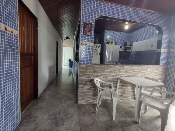 Imagem Casa com 3 Quartos à Venda, 450 m² em Flores - Manaus Imagem Casa com 3 Quartos à Venda, 450 m² em Flores - Manaus