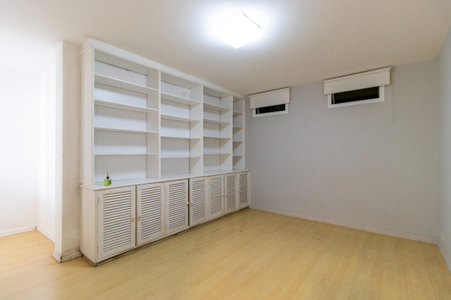 Imagem Imóvel com 4 Quartos à Venda, 260 m² em Jardim Morumbi - São Paulo Imagem Imóvel com 4 Quartos à Venda, 260 m² em Jardim Morumbi - São Paulo