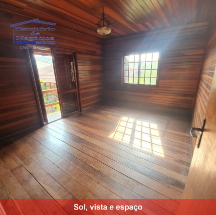 Casa com 3 Quartos à Venda, 200 m² em Vila Nova - Porto Alegre
