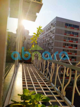 Imagem Apartamento com 3 Quartos à Venda, 115 m² em Leblon - Rio De Janeiro Imagem Apartamento com 3 Quartos à Venda, 115 m² em Leblon - Rio De Janeiro