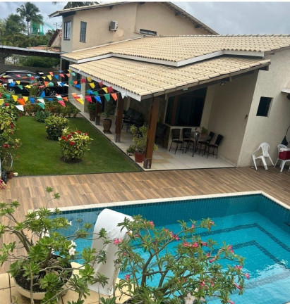 Imagem Casa com 6 Quartos para Temporada, 236 m² em Guarajuba - Camaçari