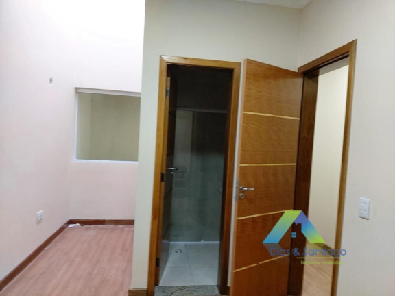 Imagem Sobrado com 3 Quartos à Venda, 220 m² em Vila Das Mercês - São Paulo