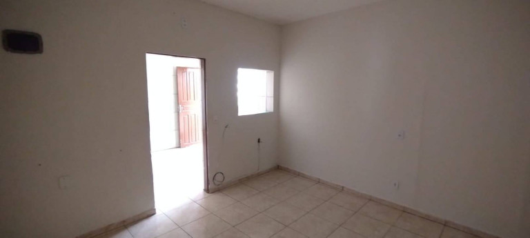 Imagem Casa com 1 Quarto para Alugar,  em Jardim Dona Sinhá - São Paulo