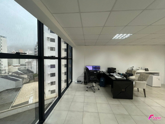 Imagem Sala Comercial à Venda, 47 m² em Centro - Florianópolis Imagem Sala Comercial à Venda, 47 m² em Centro - Florianópolis