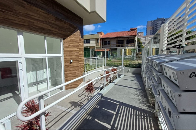 Imagem Imóvel com 2 Quartos à Venda, 64 m² em Vila Ipiranga - Porto Alegre Imagem Imóvel com 2 Quartos à Venda, 64 m² em Vila Ipiranga - Porto Alegre
