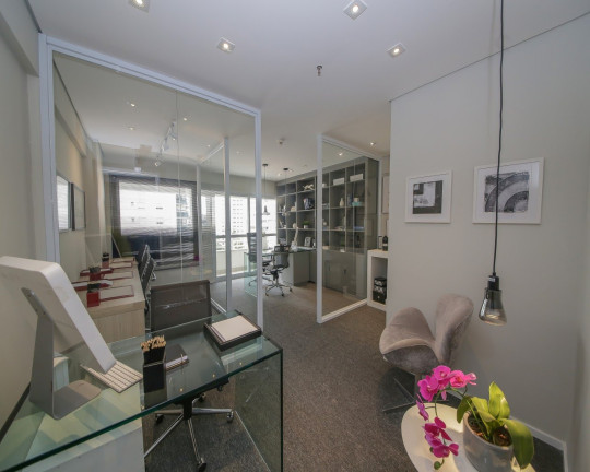 Sala Comercial à Venda, 3.494 m² em Vila Gertrudes - São Paulo