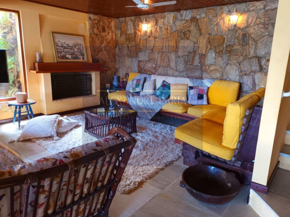 Imagem Casa com 4 Quartos para Temporada, 300 m² em Guaecá - São Sebastião Imagem Casa com 4 Quartos para Temporada, 300 m² em Guaecá - São Sebastião