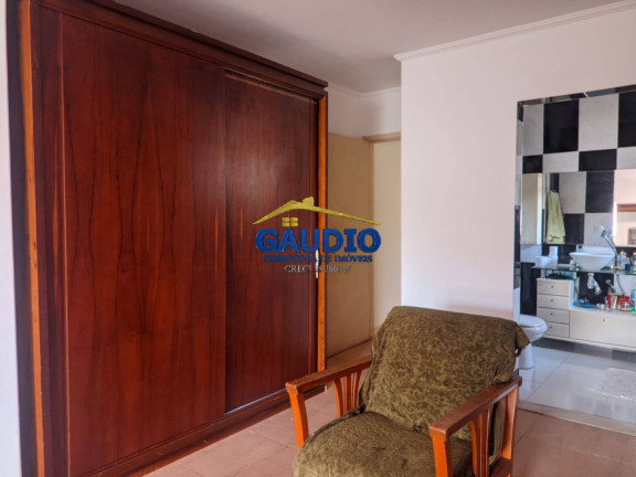 Imagem Casa com 3 Quartos à Venda, 213 m² em Campo Limpo - São Paulo Imagem Casa com 3 Quartos à Venda, 213 m² em Campo Limpo - São Paulo