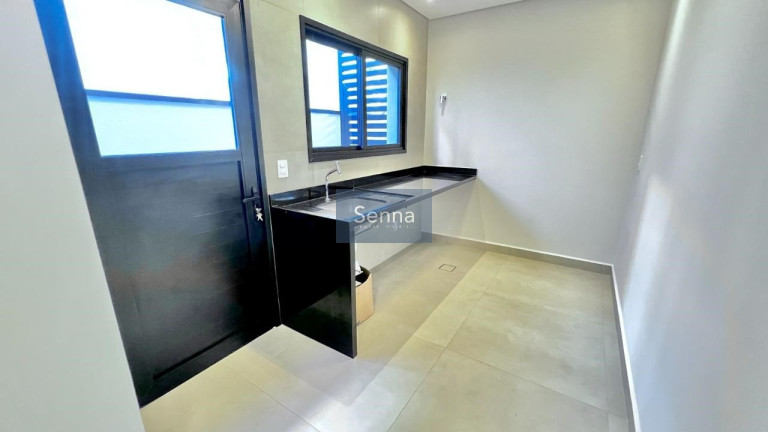 Imagem Casa com 3 Quartos à Venda, 395 m² em Medeiros - Jundiaí Imagem Casa com 3 Quartos à Venda, 395 m² em Medeiros - Jundiaí