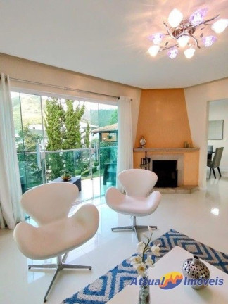 Imagem Casa com 3 Quartos à Venda, 262 m² em Vargem Grande - Teresópolis