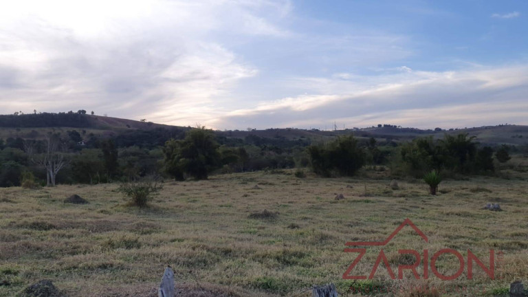 Terreno à Venda, 230 m² em Itapecirica - Taubaté