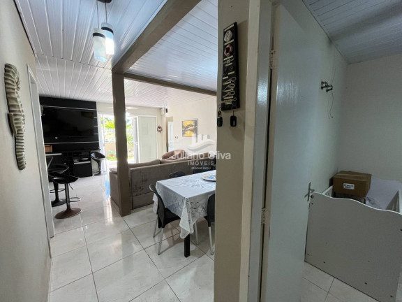 Imagem Sobrado com 6 Quartos à Venda, 163 m² em Barra Do Sai - Itapoá
