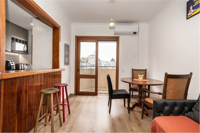 Apartamento com 1 Quarto à Venda, 57 m² em Independência - Porto Alegre