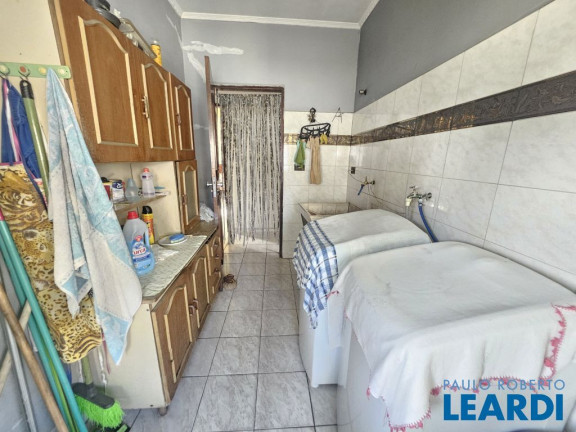 Imagem Sobrado com 3 Quartos à Venda, 270 m² em Parque Bandeirante - Santo André Imagem Sobrado com 3 Quartos à Venda, 270 m² em Parque Bandeirante - Santo André