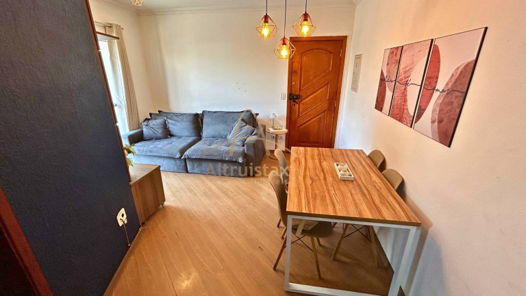 Imagem Apartamento com 2 Quartos à Venda, 59 m² em Umuarama - Osasco