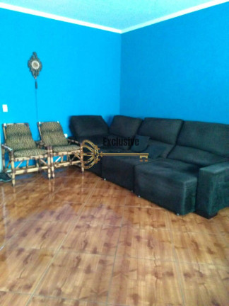 Imagem Casa com 3 Quartos à Venda, 204 m² em Vila Pires - Santo André