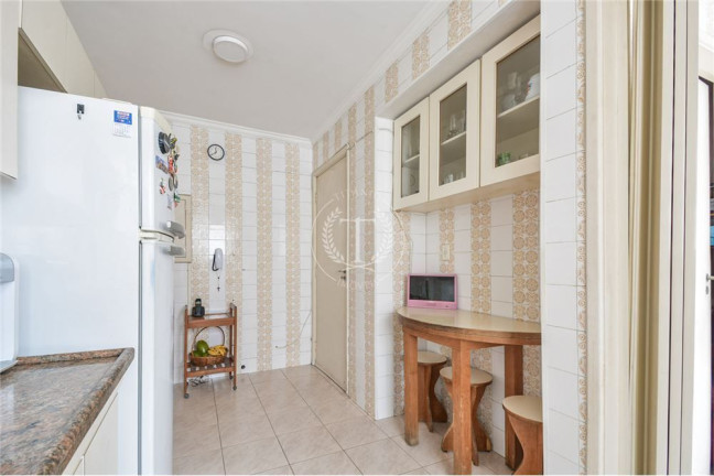 Imagem Apartamento com 3 Quartos à Venda, 135 m² em Moema - São Paulo Imagem Apartamento com 3 Quartos à Venda, 135 m² em Moema - São Paulo