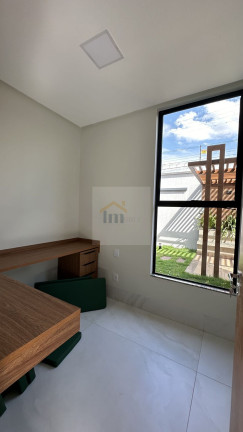 Imagem Casa com 4 Quartos à Venda, em Jardim América - Goiânia Imagem Casa com 4 Quartos à Venda, em Jardim América - Goiânia