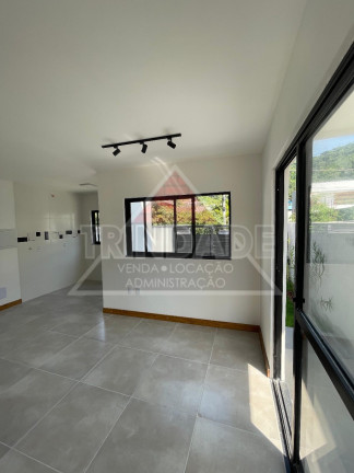 Imagem Casa com 2 Quartos à Venda, 116 m² em Vargem Grande - Rio De Janeiro Imagem Casa com 2 Quartos à Venda, 116 m² em Vargem Grande - Rio De Janeiro