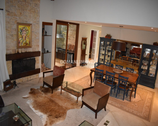 Imagem Casa com 4 Quartos à Venda, 405 m² em Região Do Vale Encantado - Campos Do Jordão Imagem Casa com 4 Quartos à Venda, 405 m² em Região Do Vale Encantado - Campos Do Jordão