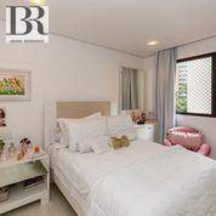 Imagem Apartamento com 4 Quartos à Venda, 220 m² em Moema - São Paulo Imagem Apartamento com 4 Quartos à Venda, 220 m² em Moema - São Paulo