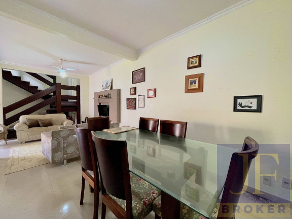 Imagem Casa com 4 Quartos para Temporada, 160 m² em Canasvieiras - Florianópolis Imagem Casa com 4 Quartos para Temporada, 160 m² em Canasvieiras - Florianópolis