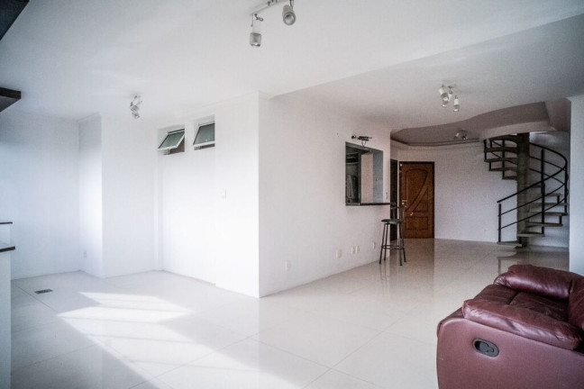 Imagem Cobertura com 3 Quartos à Venda, 255 m² em Jardim Itu - Porto Alegre Imagem Cobertura com 3 Quartos à Venda, 255 m² em Jardim Itu - Porto Alegre