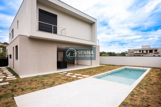 Imagem Casa com 4 Quartos à Venda, 348 m² em Vila Nova Esperia - Jundiaí Imagem Casa com 4 Quartos à Venda, 348 m² em Vila Nova Esperia - Jundiaí