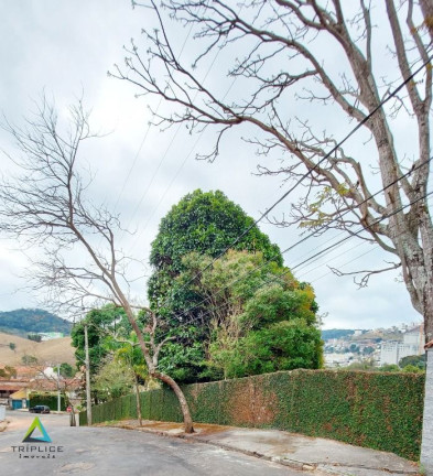 Imagem Casa com 4 Quartos à Venda, 250 m² em Bom Clima - Juiz De Fora Imagem Casa com 4 Quartos à Venda, 250 m² em Bom Clima - Juiz De Fora