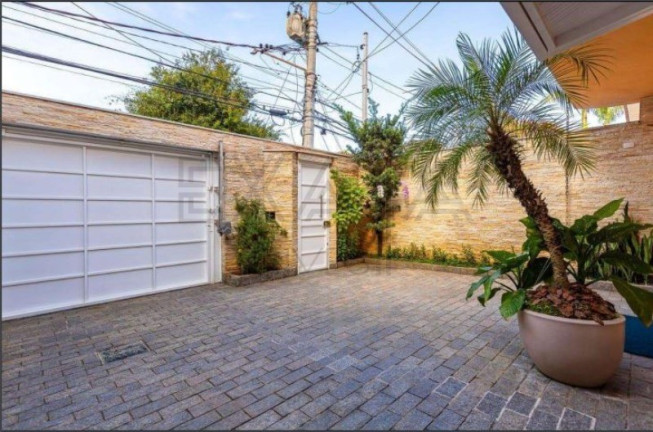 Imagem Casa com 4 Quartos à Venda, 220 m² em Jardim Paulistano - São Paulo Imagem Casa com 4 Quartos à Venda, 220 m² em Jardim Paulistano - São Paulo