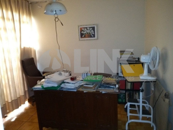 Imagem Casa com 6 Quartos à Venda, 574 m² em Menino Deus - Porto Alegre Imagem Casa com 6 Quartos à Venda, 574 m² em Menino Deus - Porto Alegre