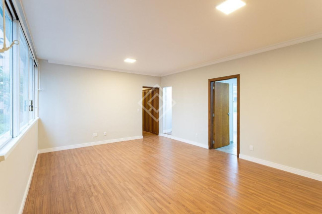 Apartamento com 3 Quartos à Venda, 134 m² em Jardim Paulista - São Paulo