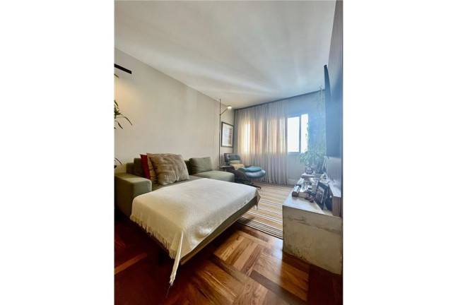 Imagem Imóvel com 2 Quartos à Venda, em Moema - São Paulo Imagem Imóvel com 2 Quartos à Venda, em Moema - São Paulo