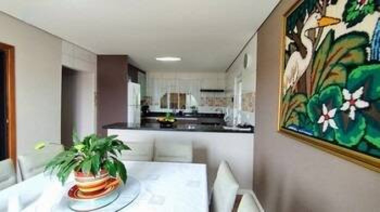 Imagem Chácara com 5 Quartos à Venda, 643 m² em Roseira - Jundiaí Imagem Chácara com 5 Quartos à Venda, 643 m² em Roseira - Jundiaí