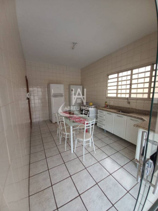 Imagem Casa com 3 Quartos à Venda, Imagem Casa com 3 Quartos à Venda,