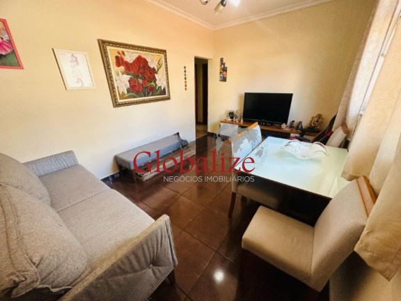 Imóvel com 2 Quartos à Venda, 75 m² em Gonzaga - Santos