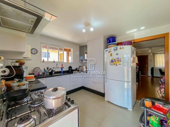 Imagem Casa com 4 Quartos à Venda, 122 m² em Araras - Teresópolis Imagem Casa com 4 Quartos à Venda, 122 m² em Araras - Teresópolis