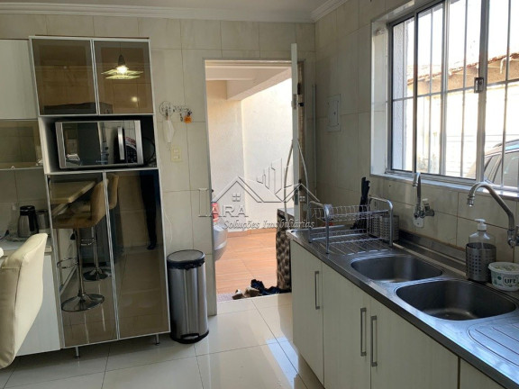 Imagem Sobrado com 3 Quartos à Venda,  em Vila Domitila - São Paulo