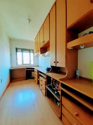 Imagem Casa com 3 Quartos à Venda, 245 m² em Jardim Sabará - Porto Alegre Imagem Casa com 3 Quartos à Venda, 245 m² em Jardim Sabará - Porto Alegre